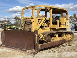 Caterpillar D7