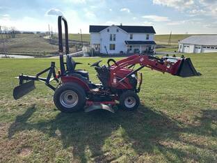 2019 Mahindra eMAX 22L