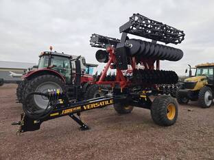 2025 Versatile FURY HS180