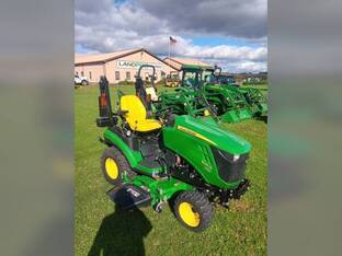 2017 John Deere 1025R