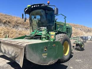 2016 John Deere W235
