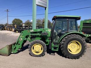 2015 John Deere 5075E