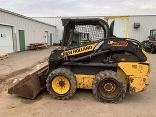 2013 New Holland L218