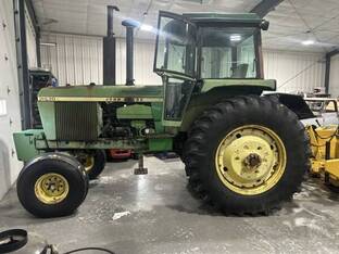 1975 John Deere 4630