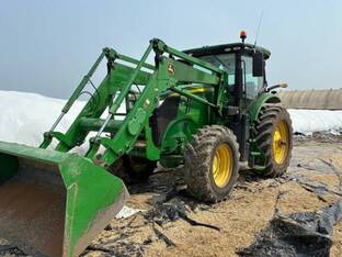 2017 John Deere 7230R