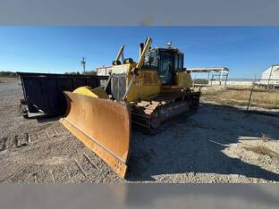 2015 Komatsu D65PX-18