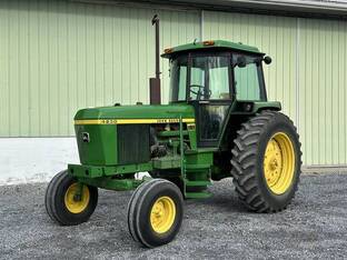 1976 John Deere 4230