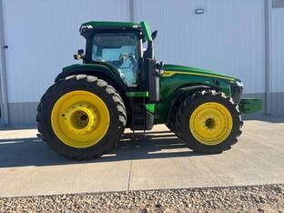 2023 John Deere 8R 410