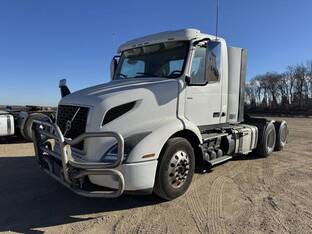 2019 Volvo VNR64T300