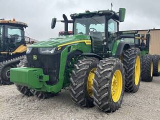 2023 John Deere 8R 340