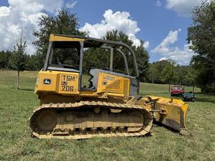 2006 John Deere 700J