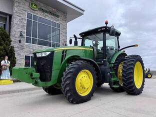 2015 John Deere 8295R