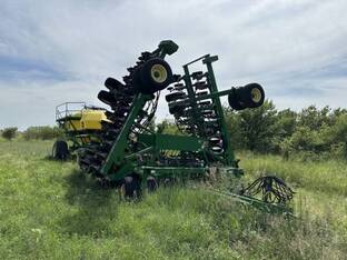 2008 John Deere 1890