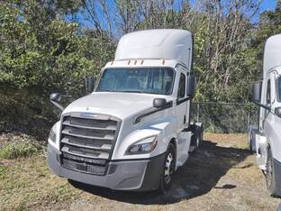 2023 Freightliner CASCADIA 126