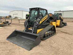 2025 New Holland C337