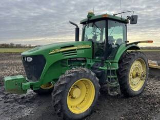 2004 John Deere 7720