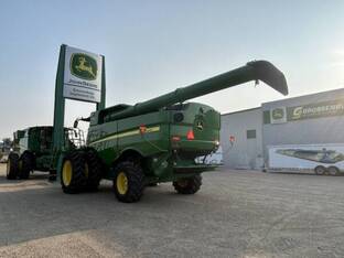 2024 John Deere S770