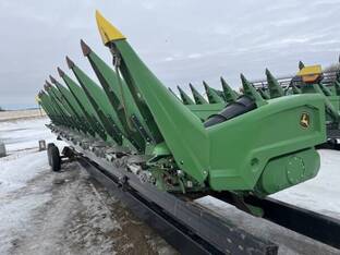 2025 John Deere CR 12