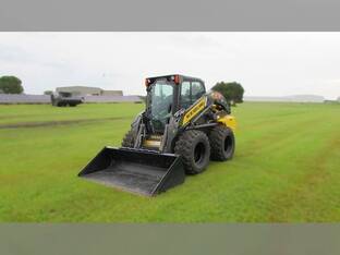 2012 New Holland L230