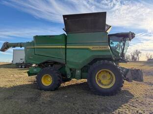 2025 John Deere S7 800