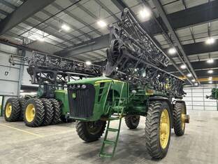 2010 John Deere 4930