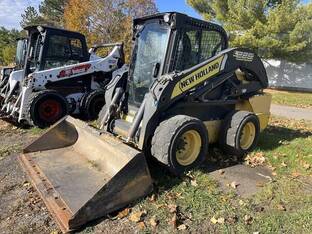 2012 New Holland L225