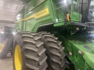 2023 John Deere X9 1000