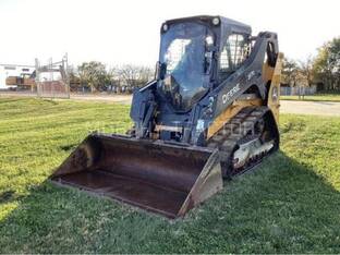 2022 John Deere 317G