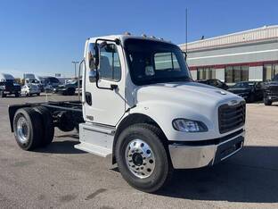 2026 Freightliner BUSINESS CLASS M2 106