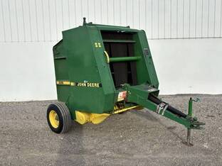 1989 John Deere 335