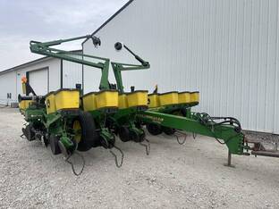 2001 John Deere 1760