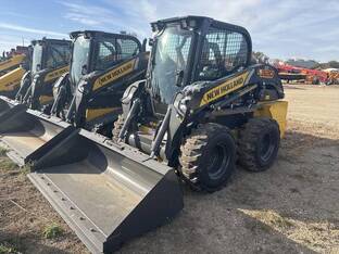 2025 New Holland L320