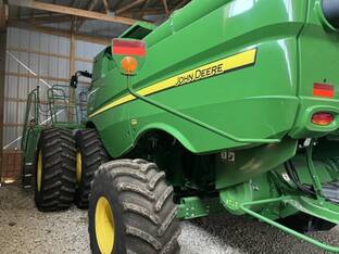 2024 John Deere S780
