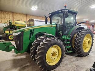 2011 John Deere 8310R
