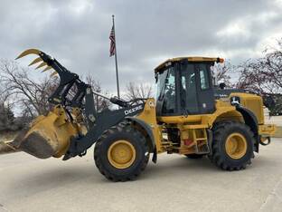 2019 John Deere 544L