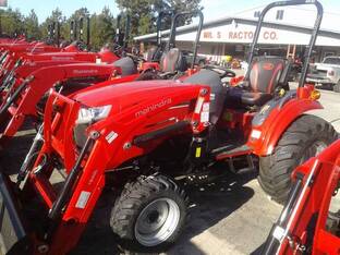 2025 Mahindra 1640 HST