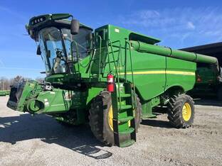 2015 John Deere S670