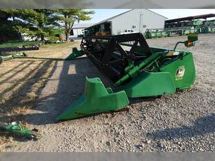 1999 John Deere 920