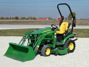 2021 John Deere 1025R
