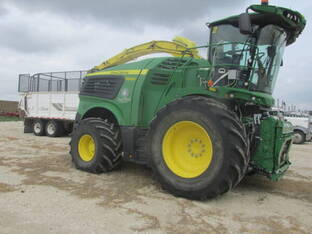 2022 John Deere 9900