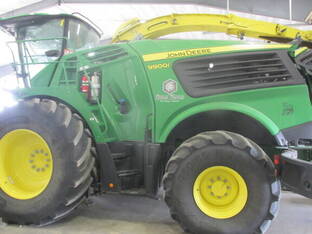 2022 John Deere 9900