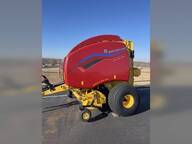 2025 New Holland ROLL-BELT 560