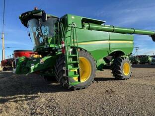 2018 John Deere S790