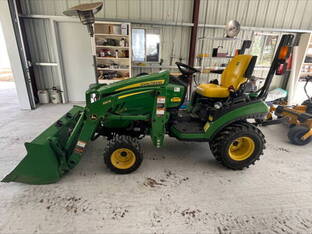 2021 John Deere 1025R