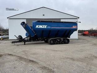 2022 Kinze 1521