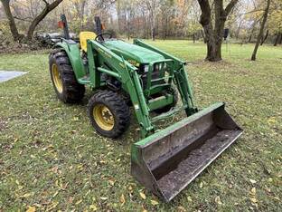 2000 John Deere 4600