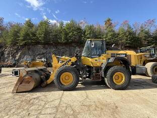 2020 Komatsu WA320-8