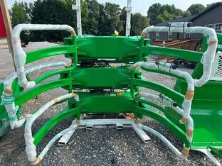 Hustler Bale Squeeze