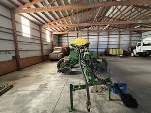 2015 John Deere 1775NT