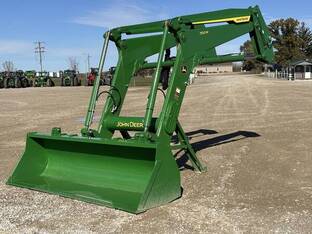 2020 John Deere 700M